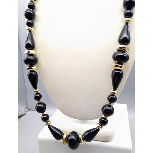 Chic Vintage Black Lucite Beads Necklace with Gold Tone Spacers, Lovely Basic - Picture 3 of 3